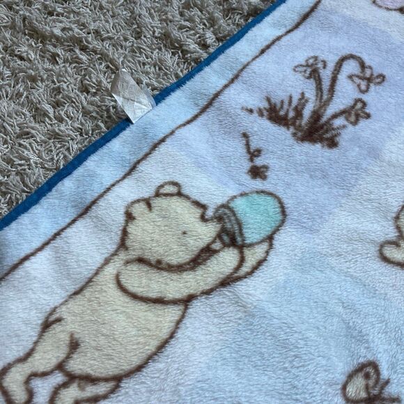 Vintage Disney Winnie the Pooh Fleece Baby Blanket Classic Squares Honey Pot EUC - Picture 11 of 11